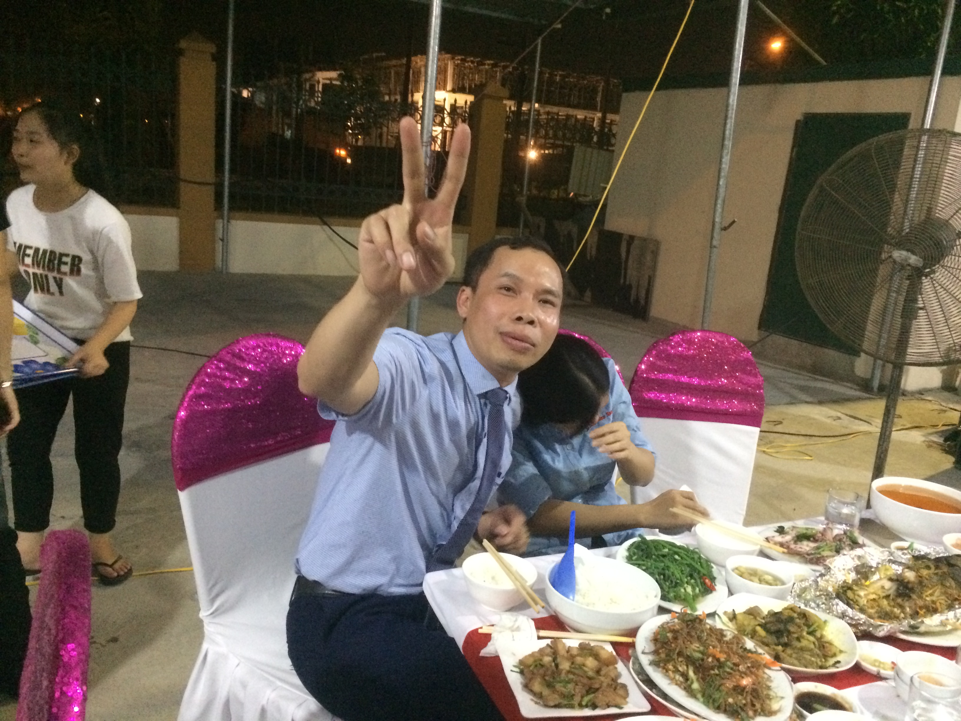 Liên hoan, Hội nghị