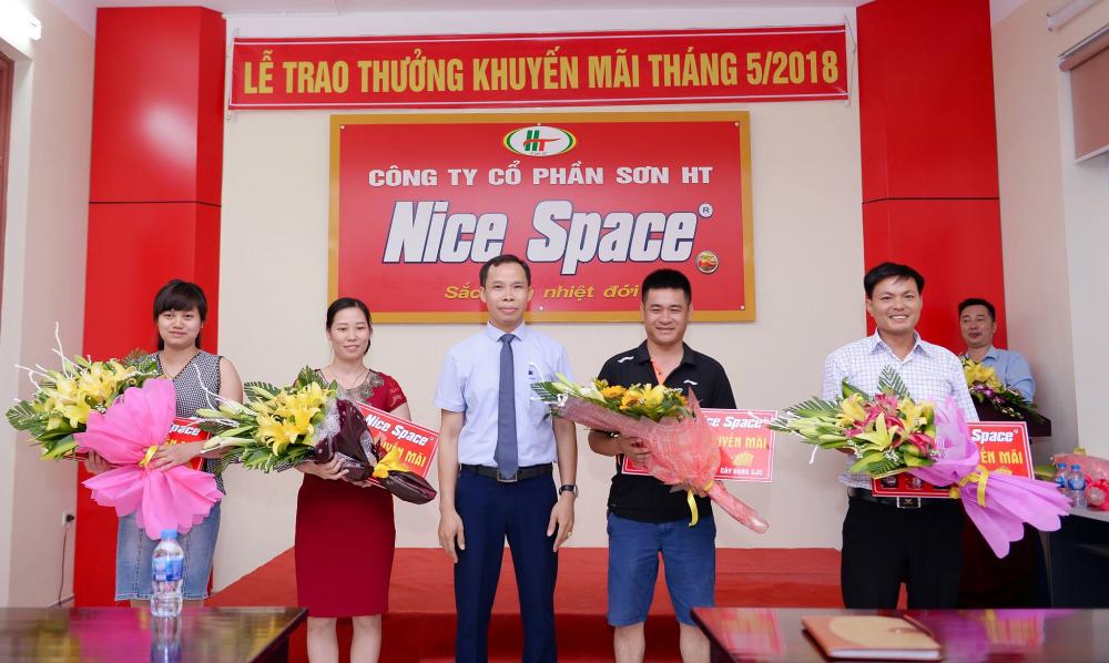 Hãng sơn Nice Space - lễ trao thưởng khuyến mãi tháng 5/2018